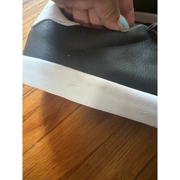 New Balance Court Shoes | Black White Gum Skate Sneakers | Men’s Size 10 - Picture 4 of 11